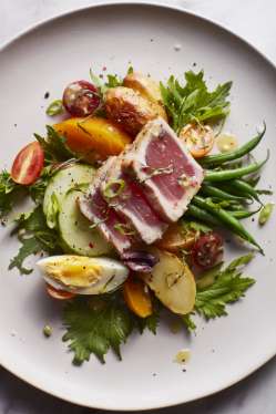 Tuna salad at Bruin Plate